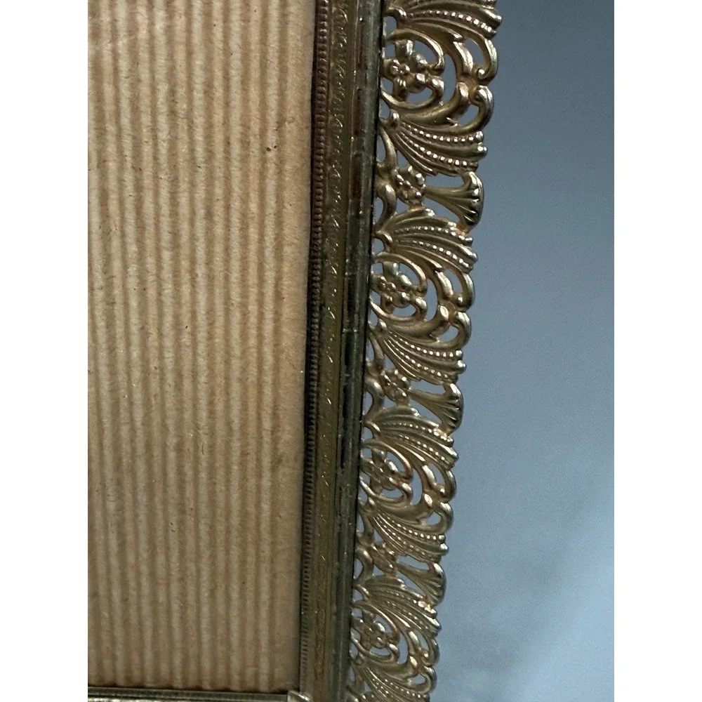 Vintage Gold Filigree Metal Picture Frame Ornate Hollywood Regency 8x10 Tabletop